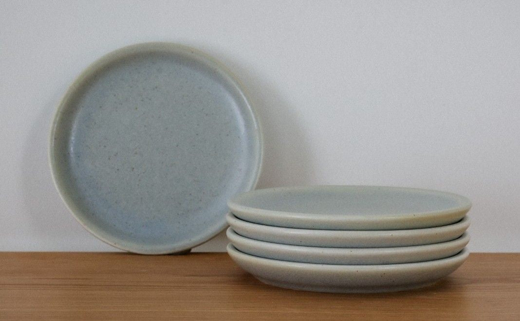 Studio Coupe 15cm Plate - Oyster Glaze