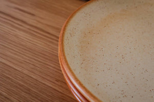 Studio Coupe 21cm Plate - Cinnamon Glaze