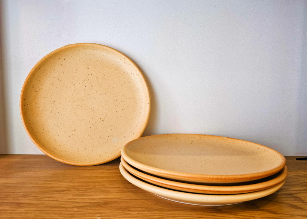 Studio Coupe 25cm Plate -Cinnamon Glaze